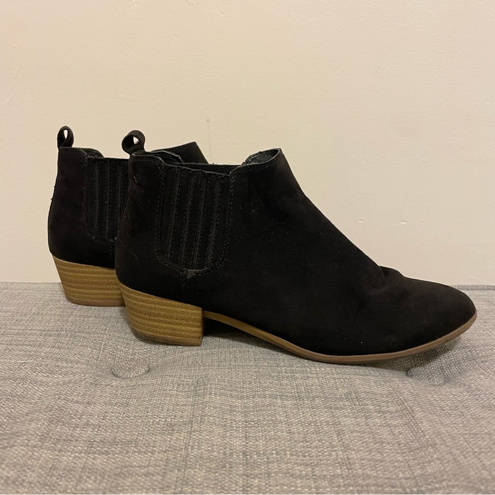 Black “Suede” Ankle Boots w/ Tan Brown Heel | Target Brand | Women’s Size 6